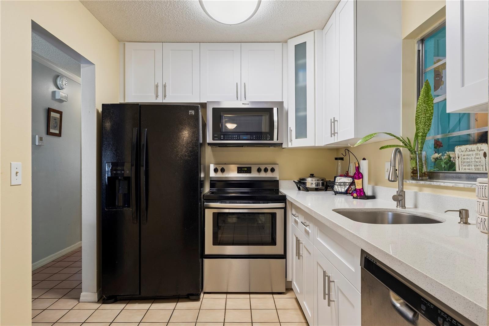 409 FELTHAM TRL #B, SUN CITY CENTER, FL — photo 12