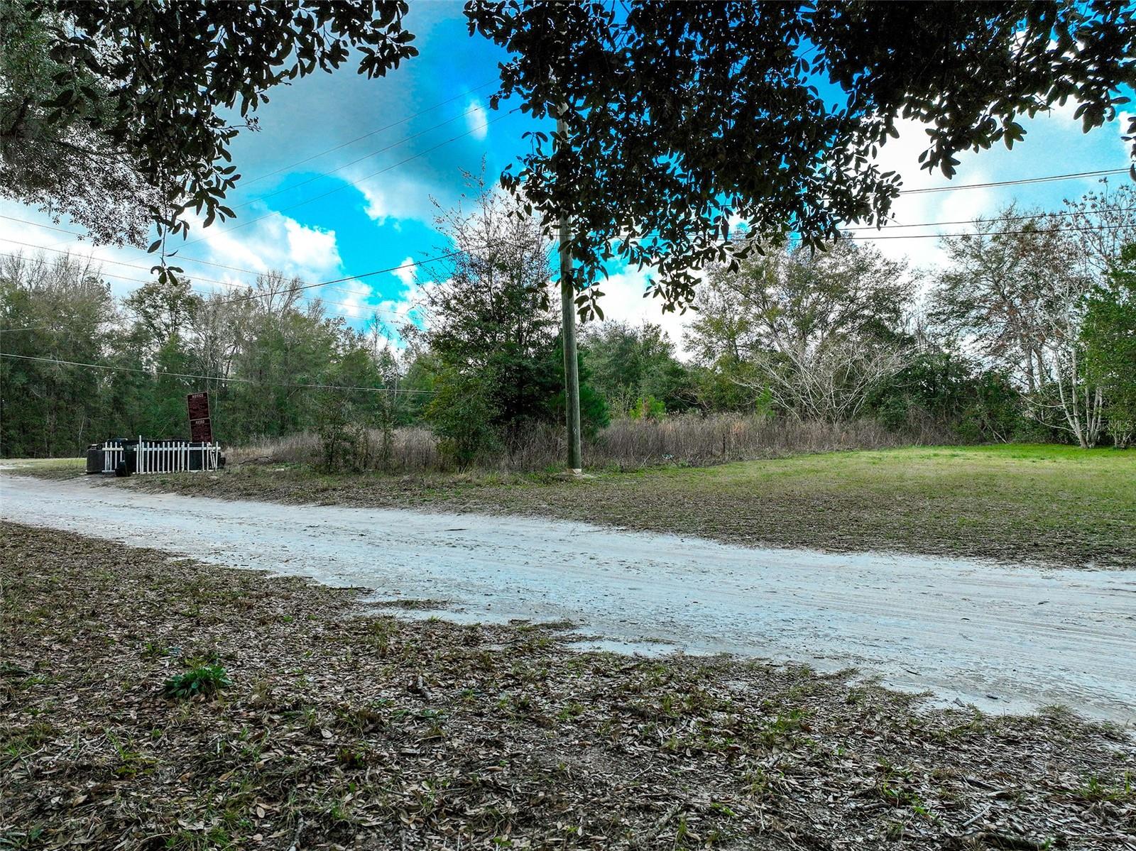 106 NW FAT CAT CT, LAKE CITY, FL — photo 3