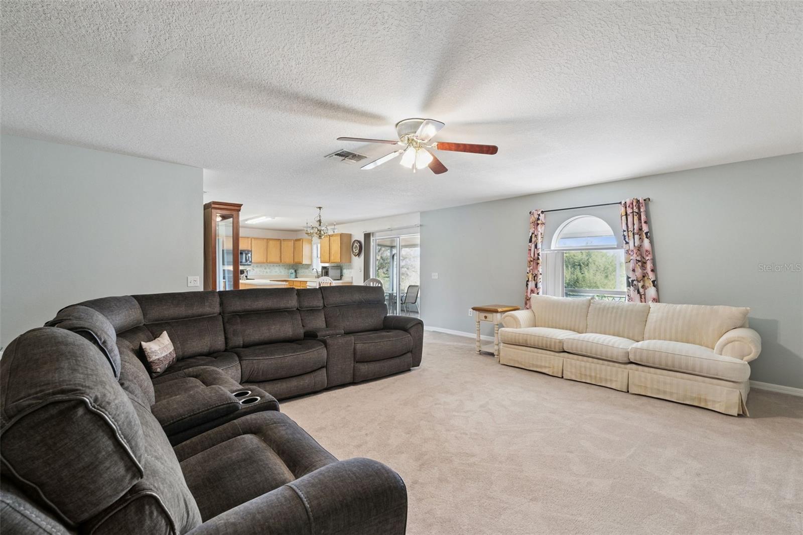 1614 RIDGEMOOR DR, MASCOTTE, FL — photo 4
