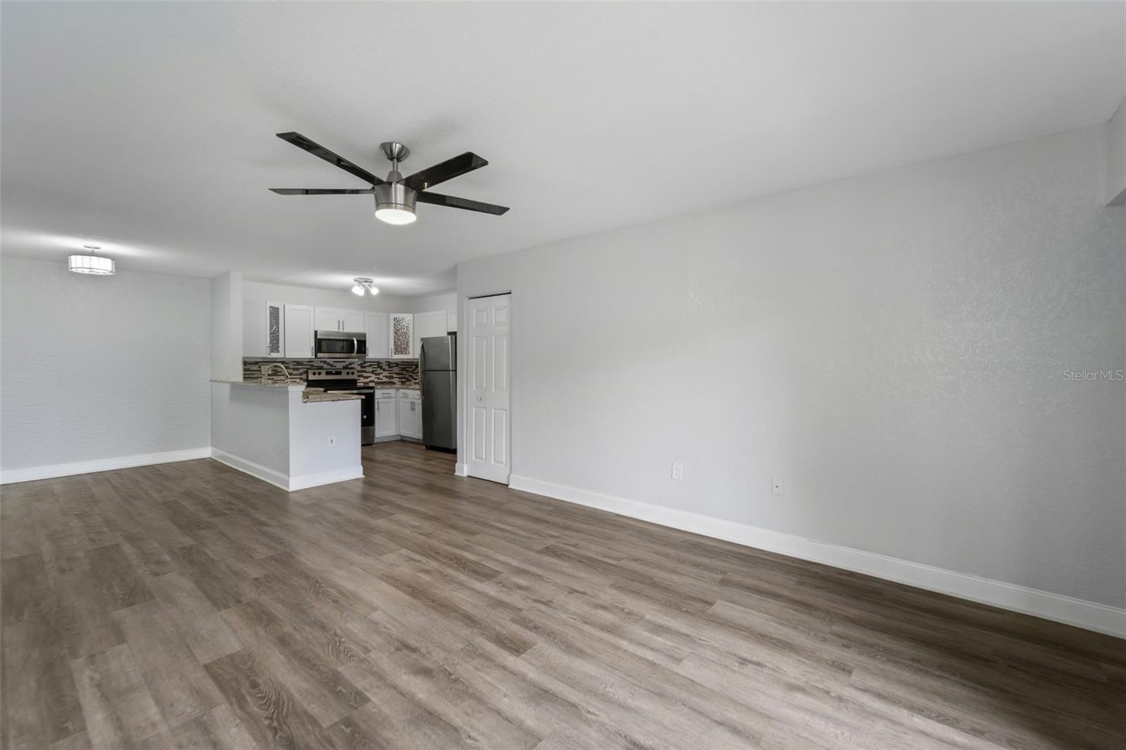 5742 BAYWATER DR, TAMPA, FL — photo 5
