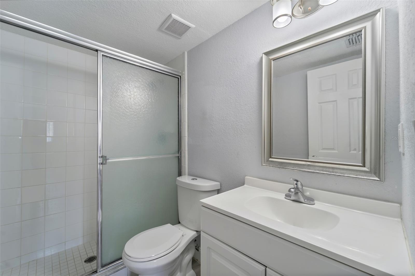 5742 BAYWATER DR, TAMPA, FL — photo 18