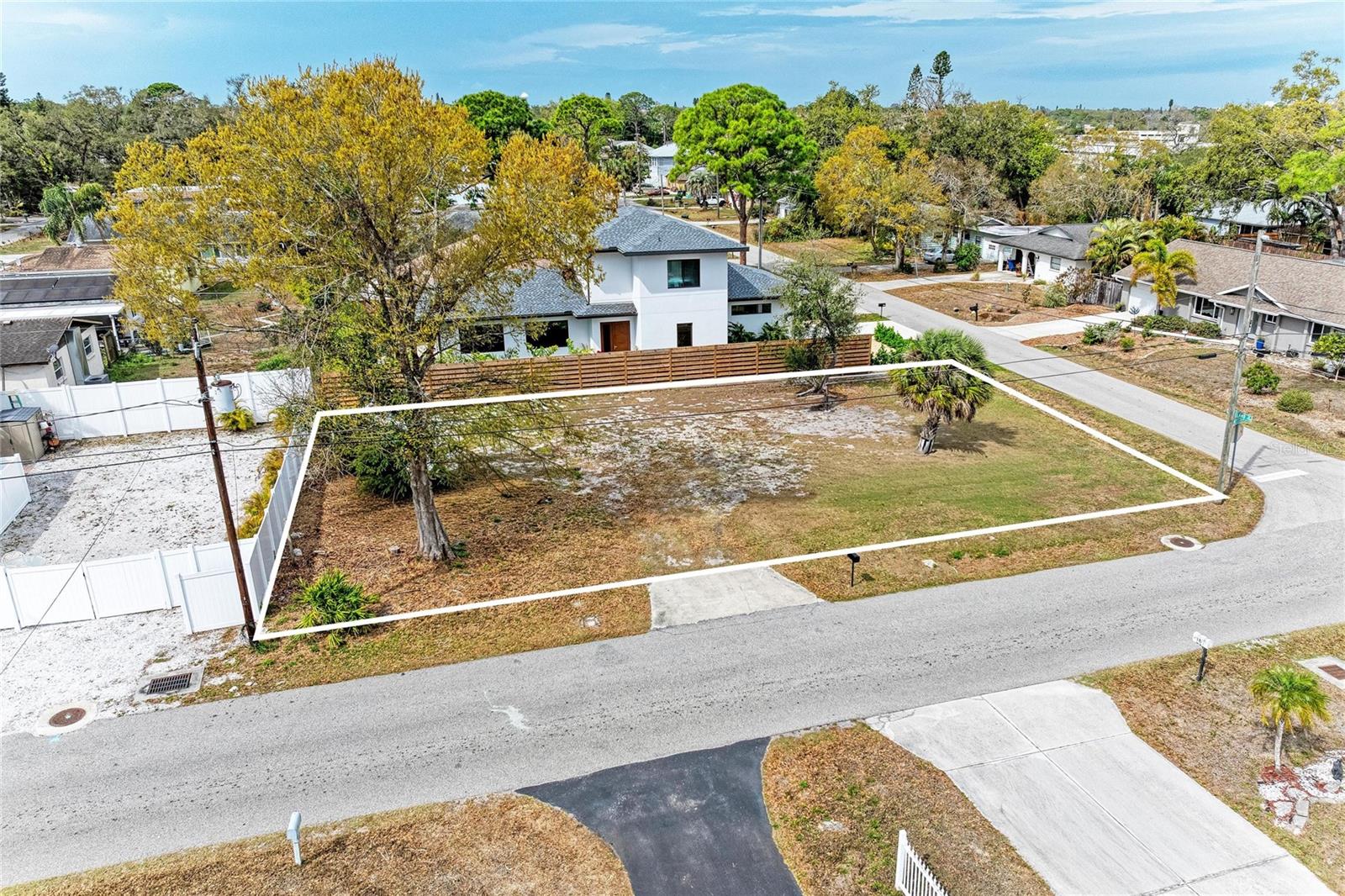 4004 WORCESTER RD, SARASOTA, FL — photo 21