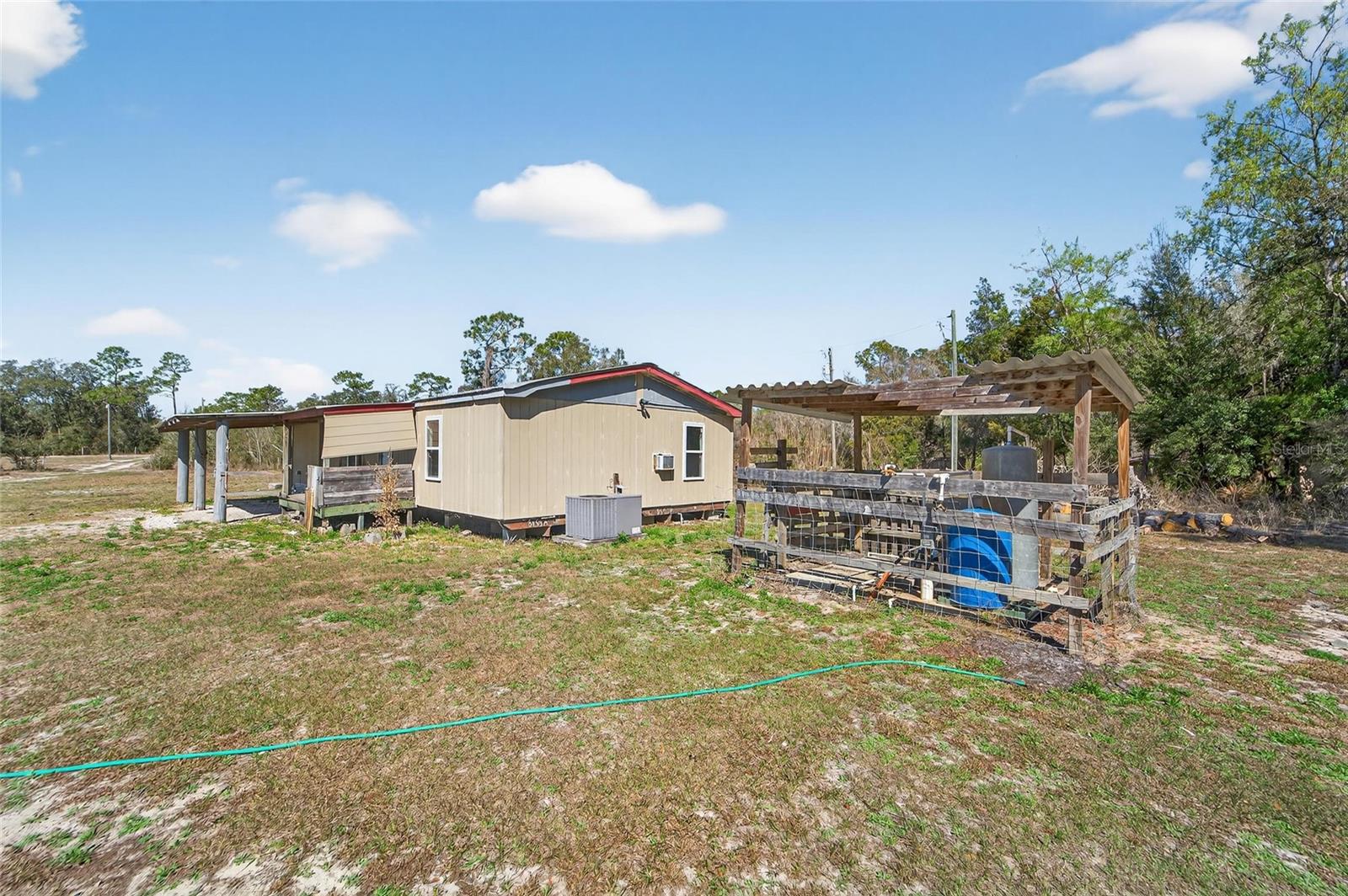 35238 MANUEL ST, WEBSTER, FL — photo 11