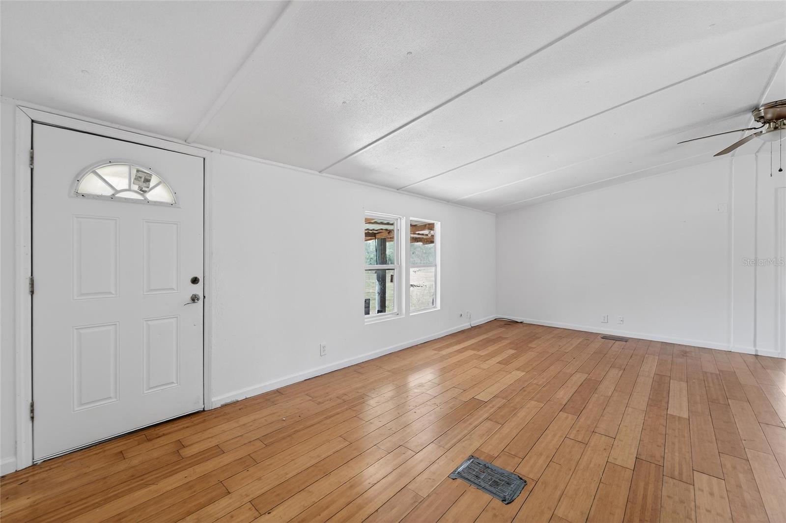 35238 MANUEL ST, WEBSTER, FL — photo 16
