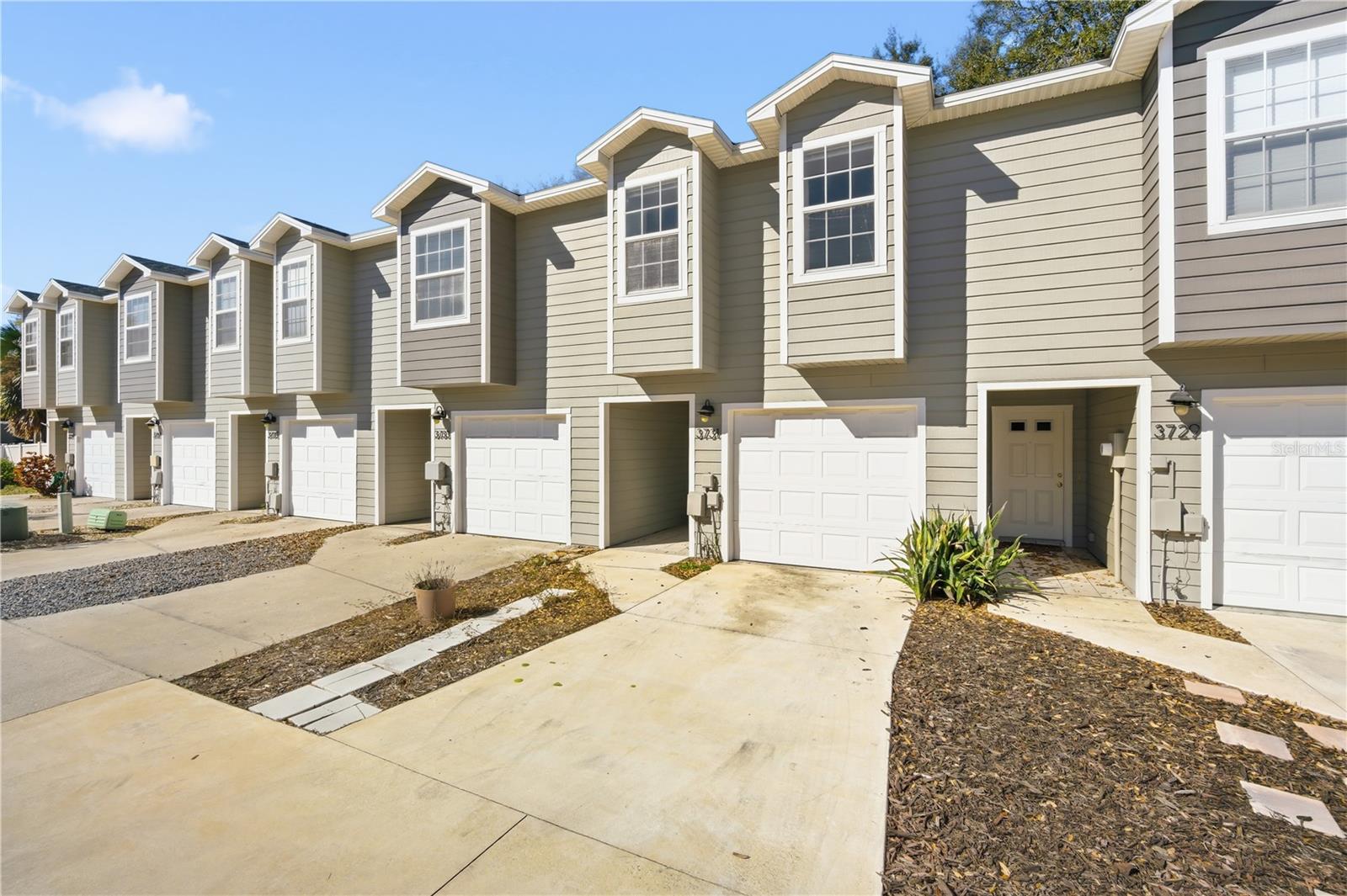 3731 W CASS ST, TAMPA, FL — photo 2