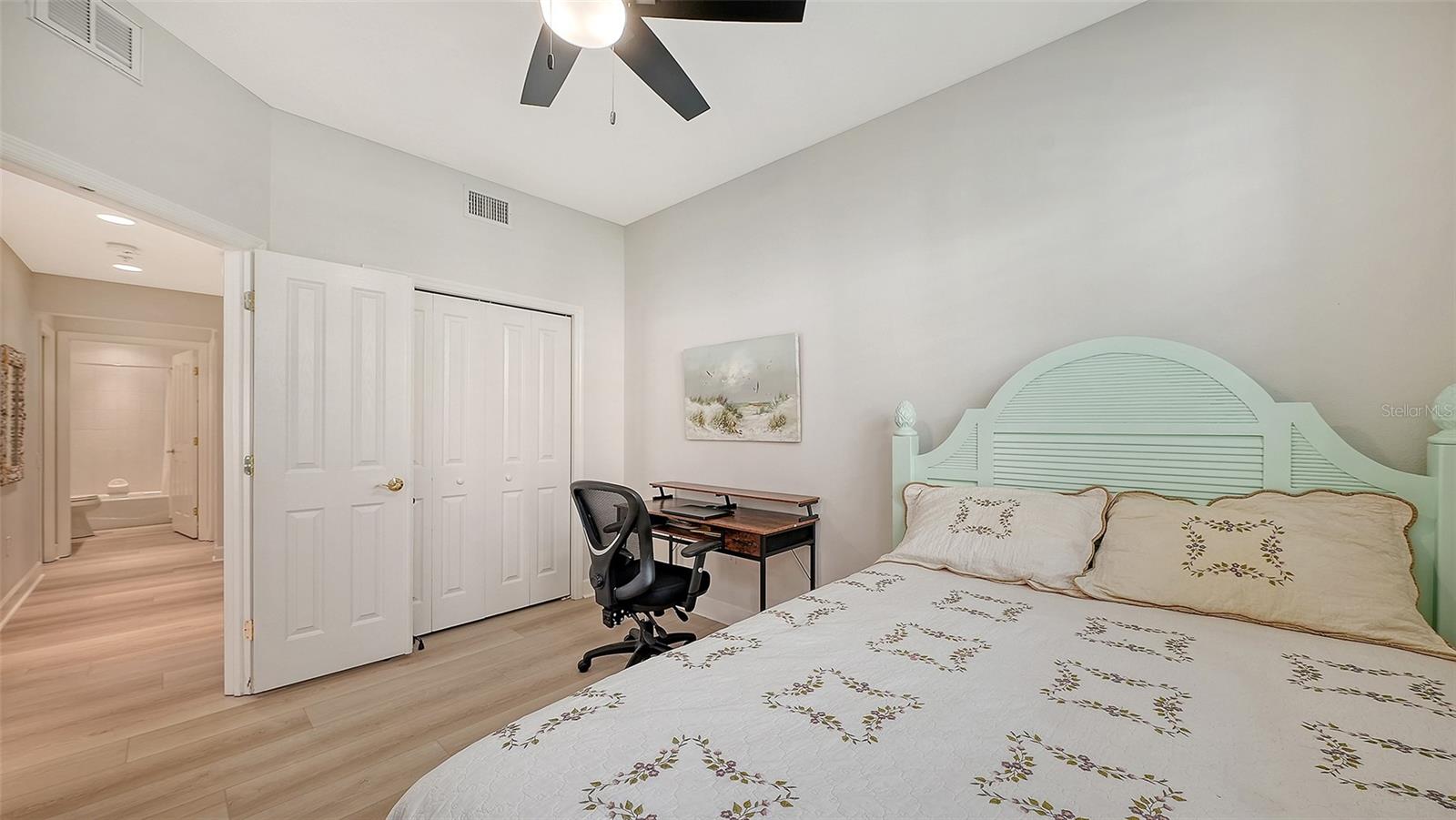 5235 PARISIENNE PL #101B28, SARASOTA, FL — photo 15