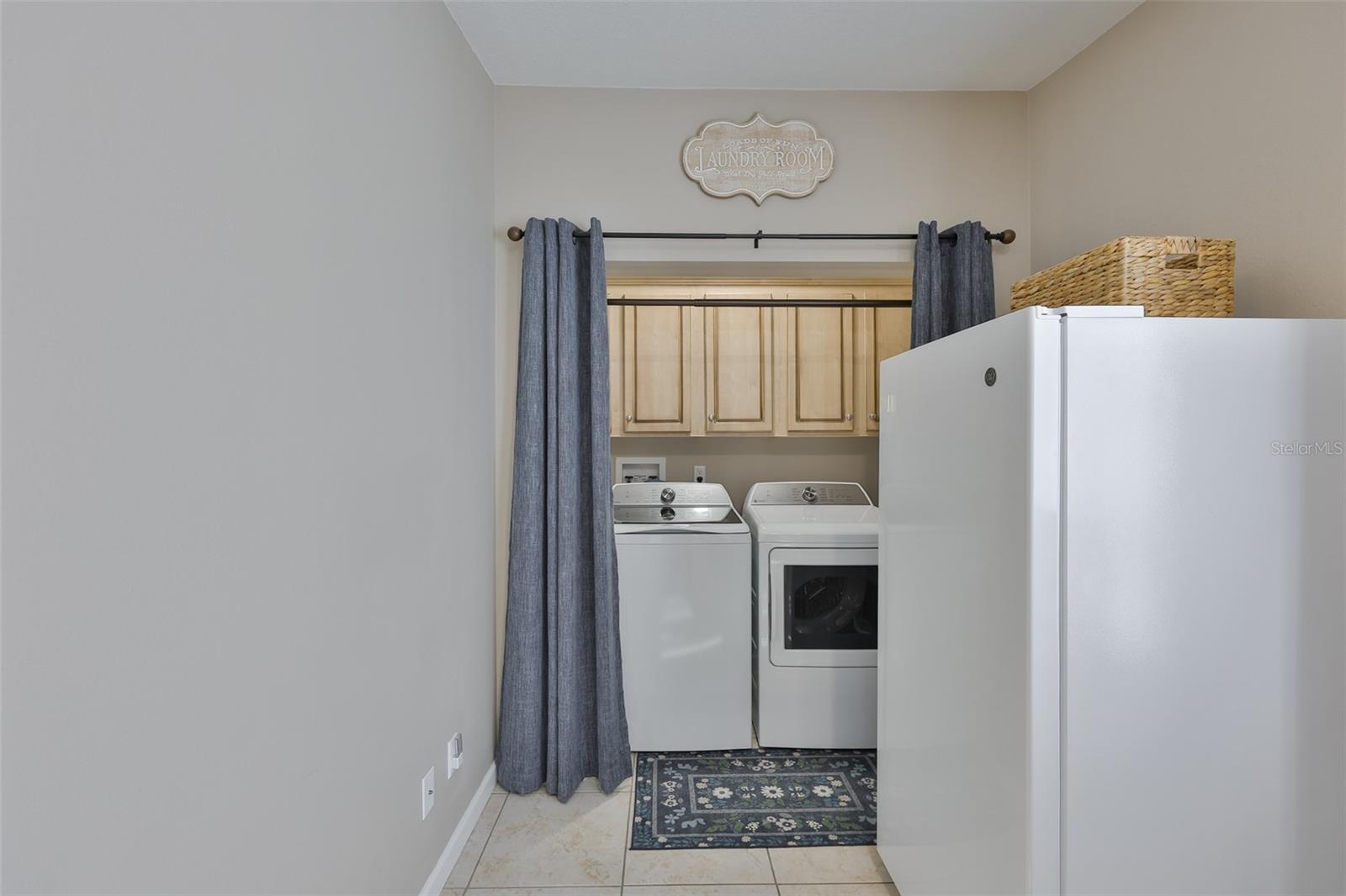 37041 NEUKOM AVE, ZEPHYRHILLS, FL — photo 14