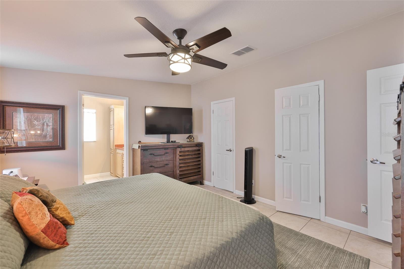 37041 NEUKOM AVE, ZEPHYRHILLS, FL — photo 20