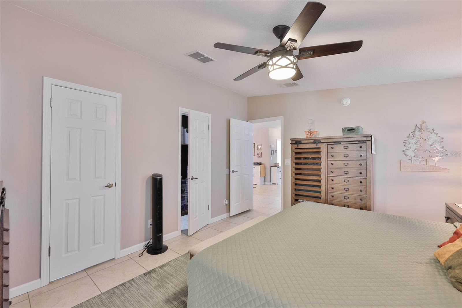 37041 NEUKOM AVE, ZEPHYRHILLS, FL — photo 21