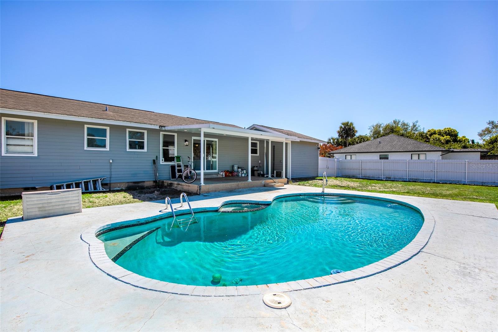 323 GREENWOOD AVE, LEHIGH ACRES, FL — photo 10