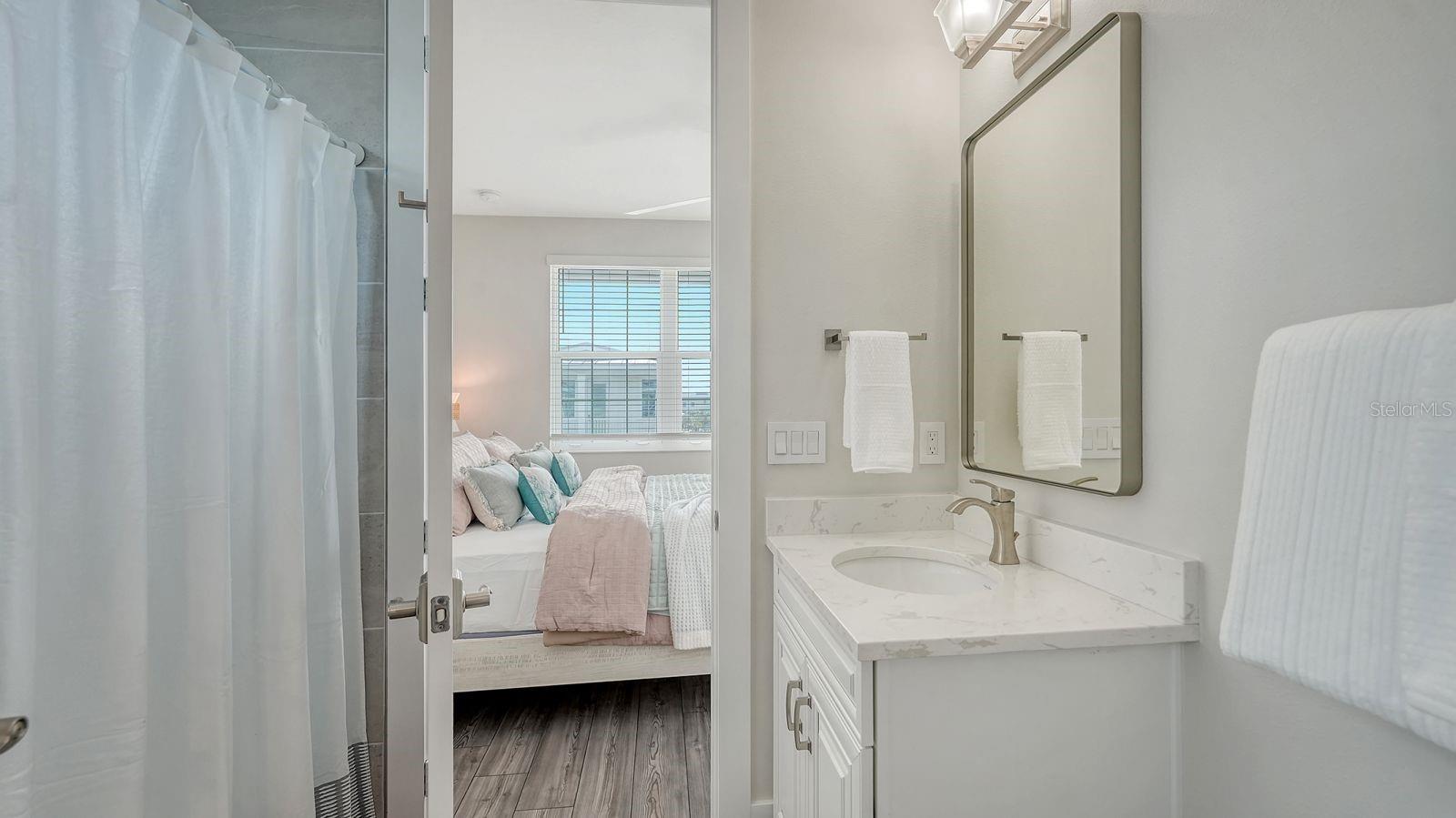 12413 GULF BREEZE TER, CORTEZ, FL — photo 30