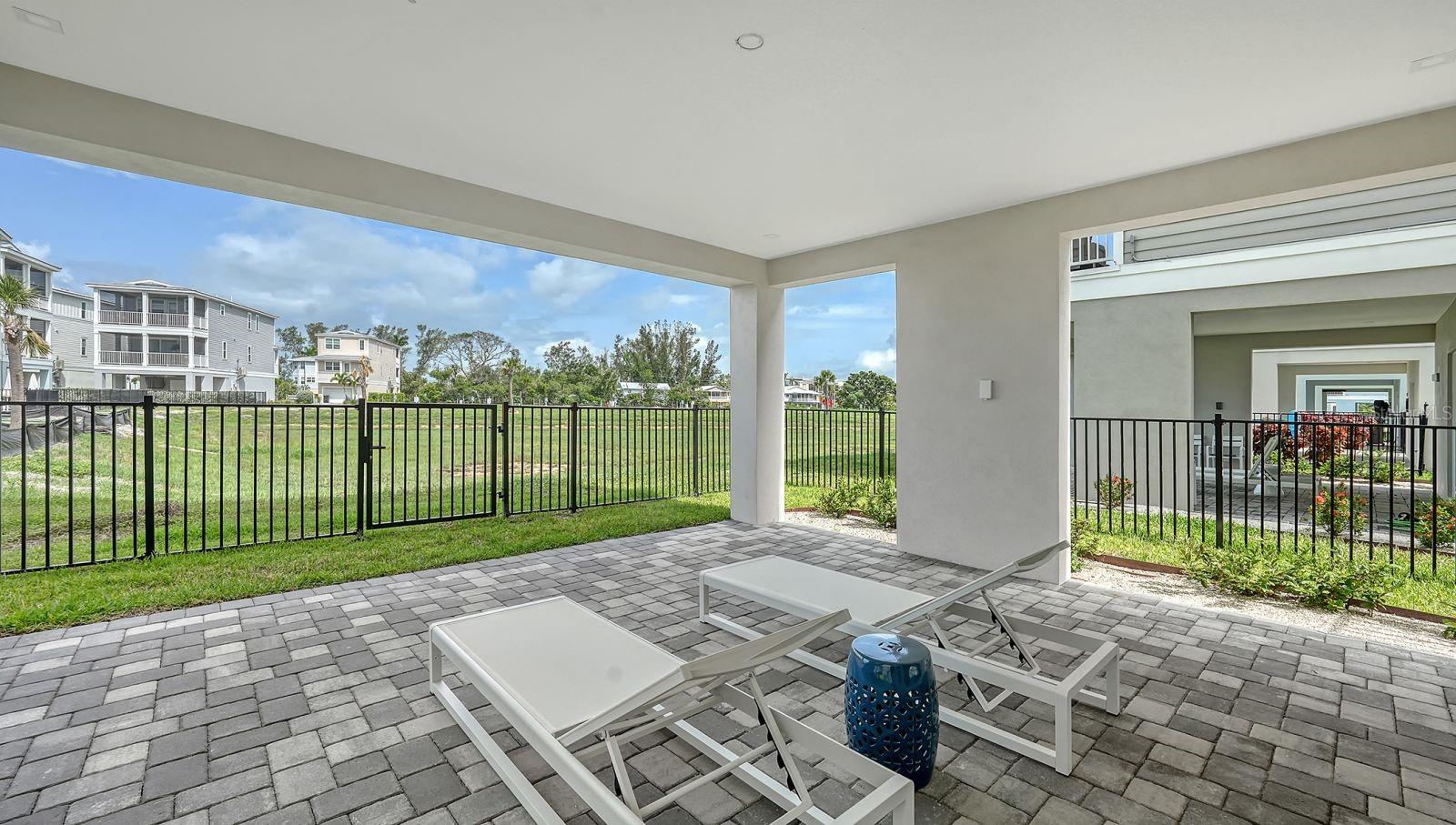 12413 GULF BREEZE TER, CORTEZ, FL — photo 37