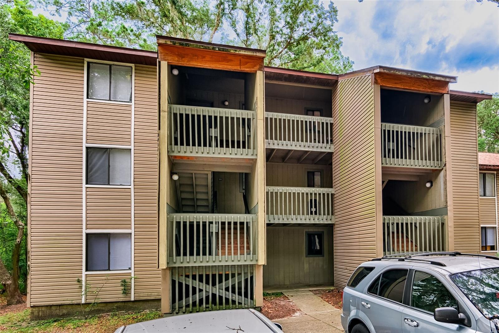 105 SE 16TH AVE #N103, GAINESVILLE, FL — photo 2