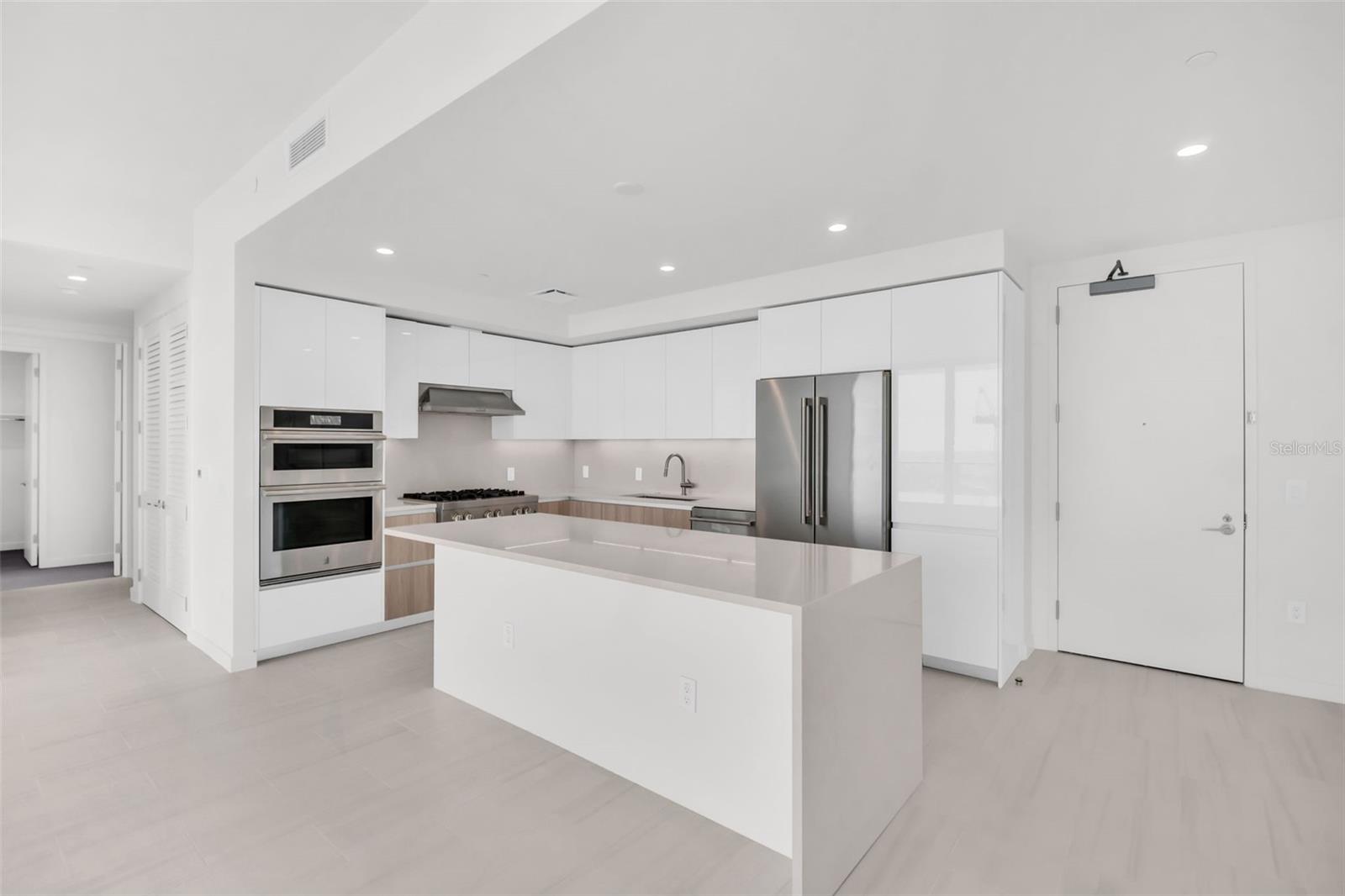400 CENTRAL AVE #3606, ST PETERSBURG, FL — photo 15