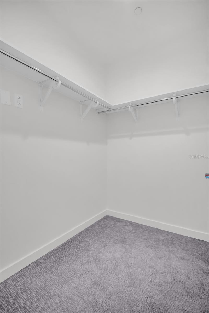 400 CENTRAL AVE #3606, ST PETERSBURG, FL — photo 36
