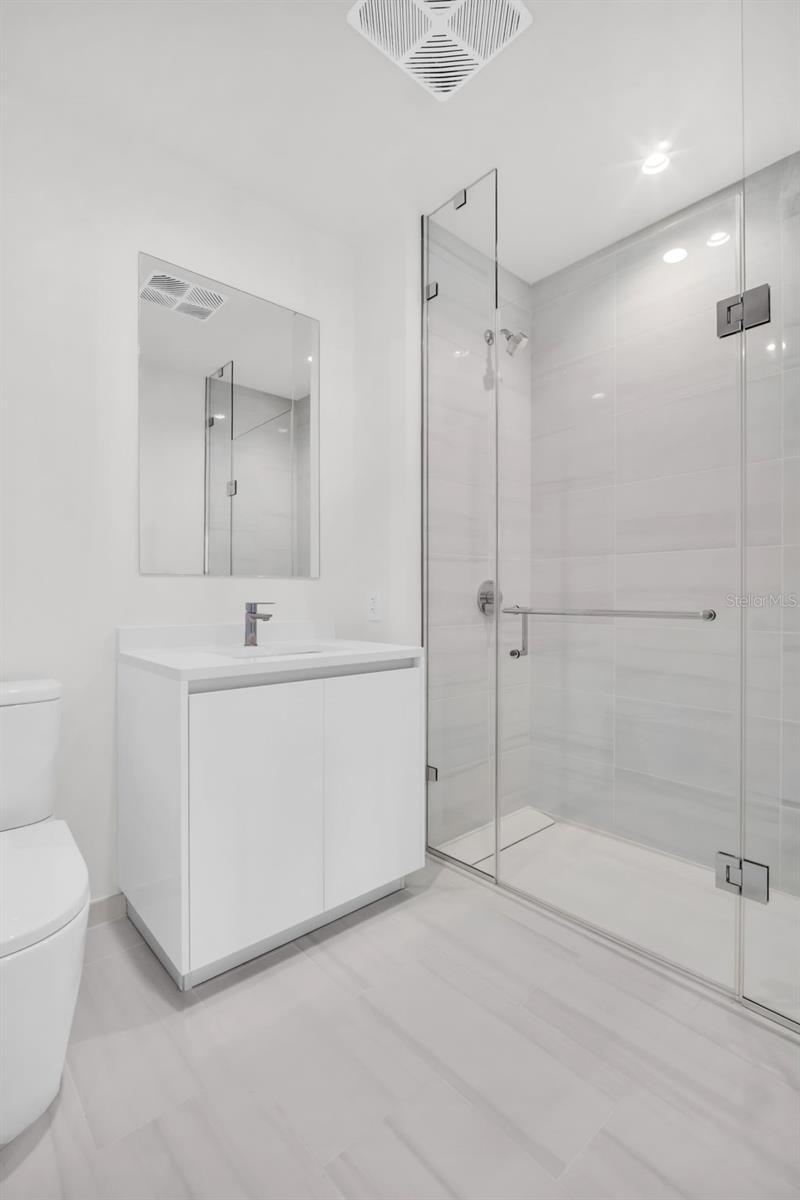 400 CENTRAL AVE #3606, ST PETERSBURG, FL — photo 39