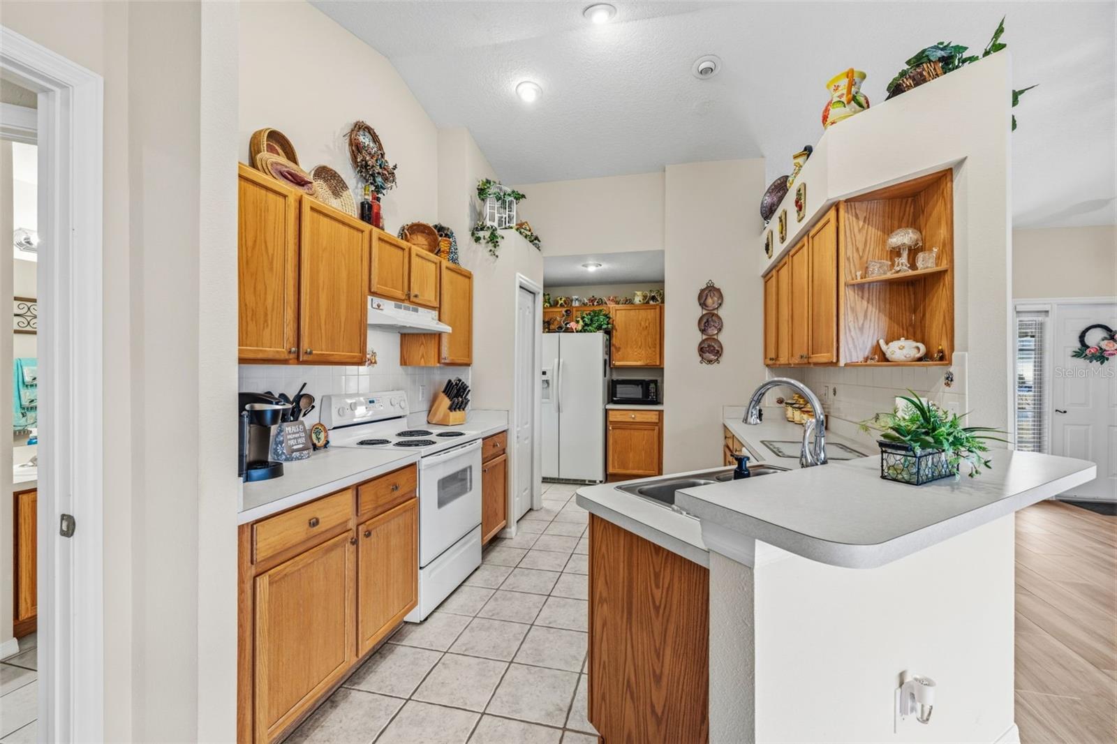 29338 MARKER LOOP, SAN ANTONIO, FL — photo 11