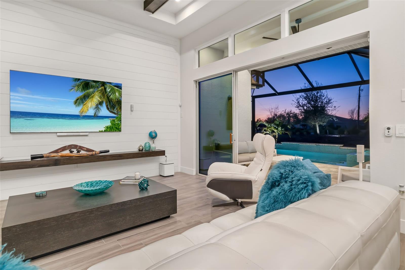 4677 ANTRIM DR, SARASOTA, FL — photo 8