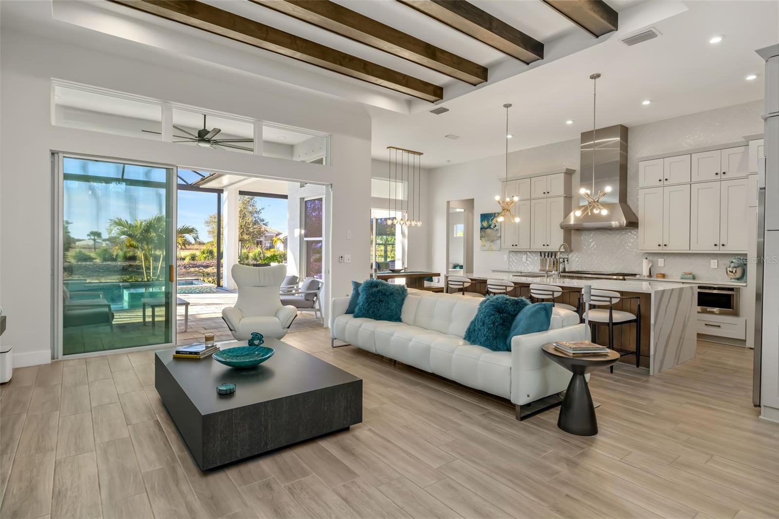 4677 ANTRIM DR, SARASOTA, FL — photo 11