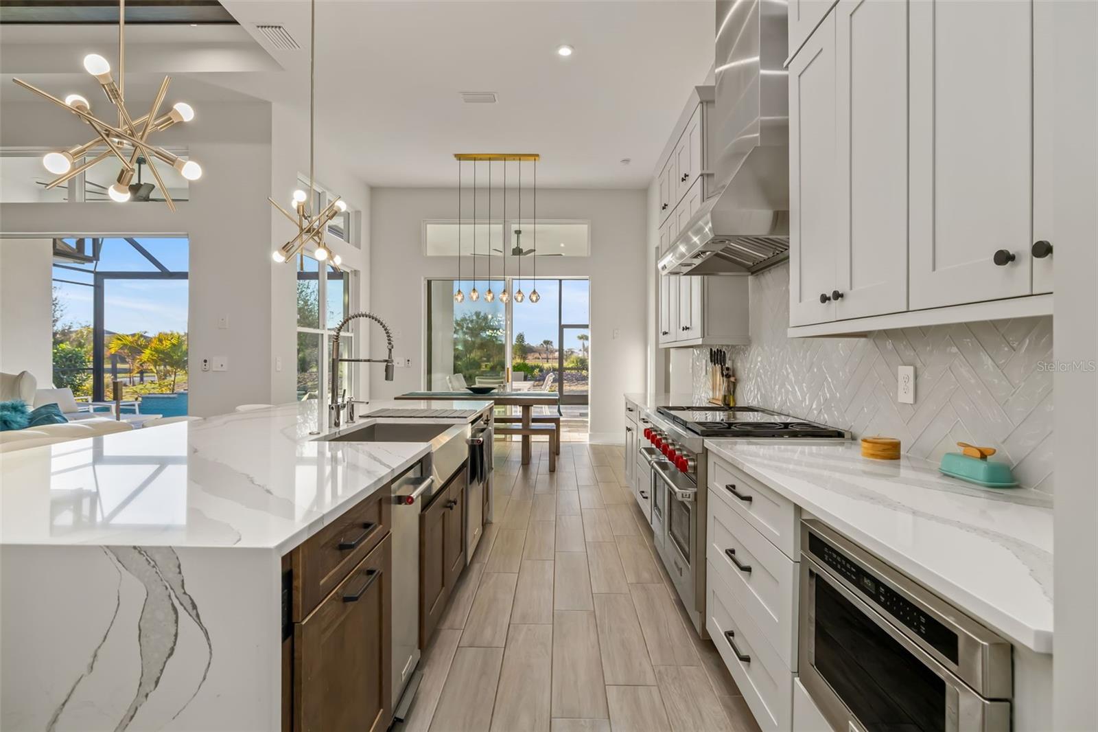 4677 ANTRIM DR, SARASOTA, FL — photo 16