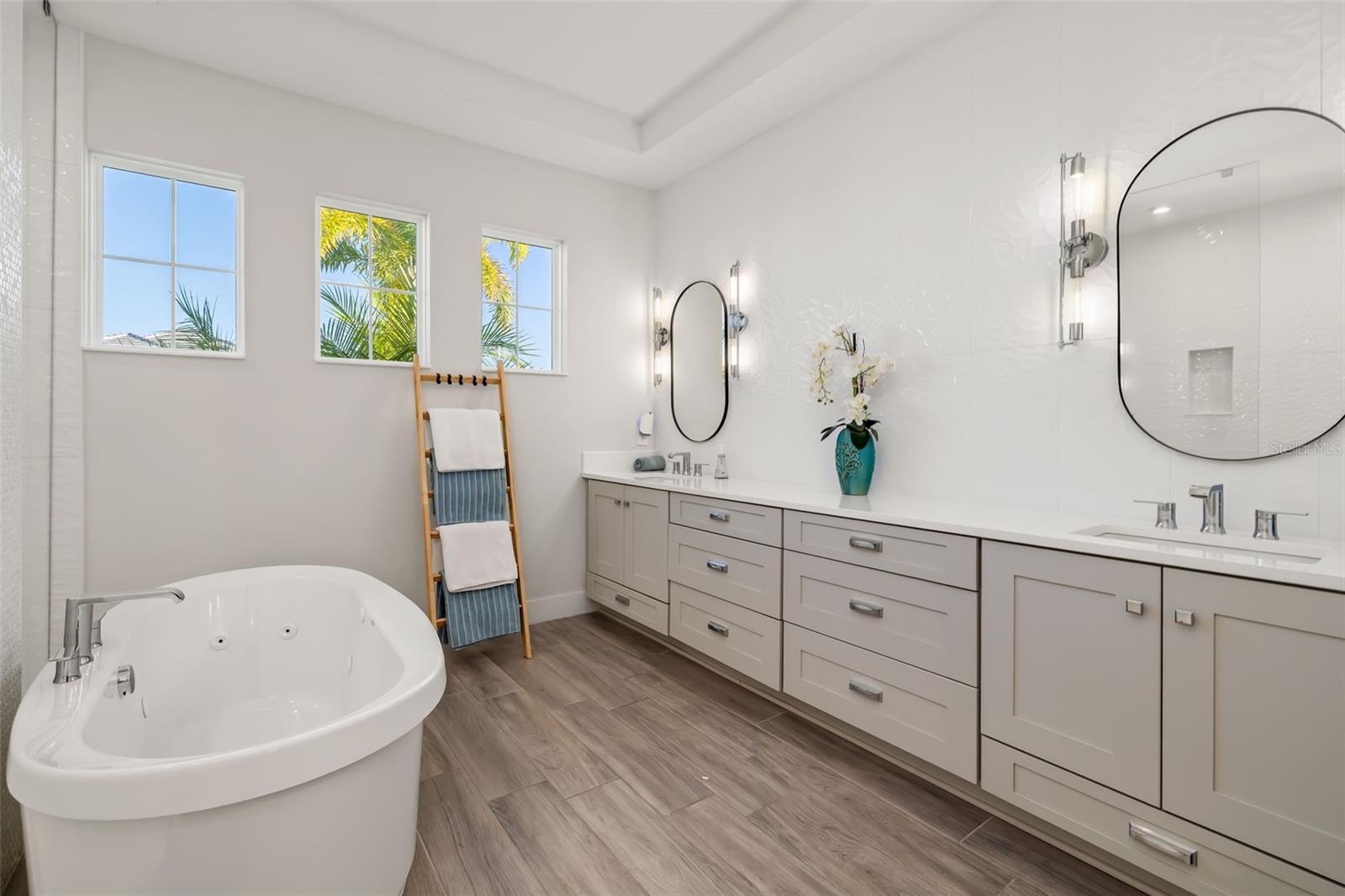4677 ANTRIM DR, SARASOTA, FL — photo 26