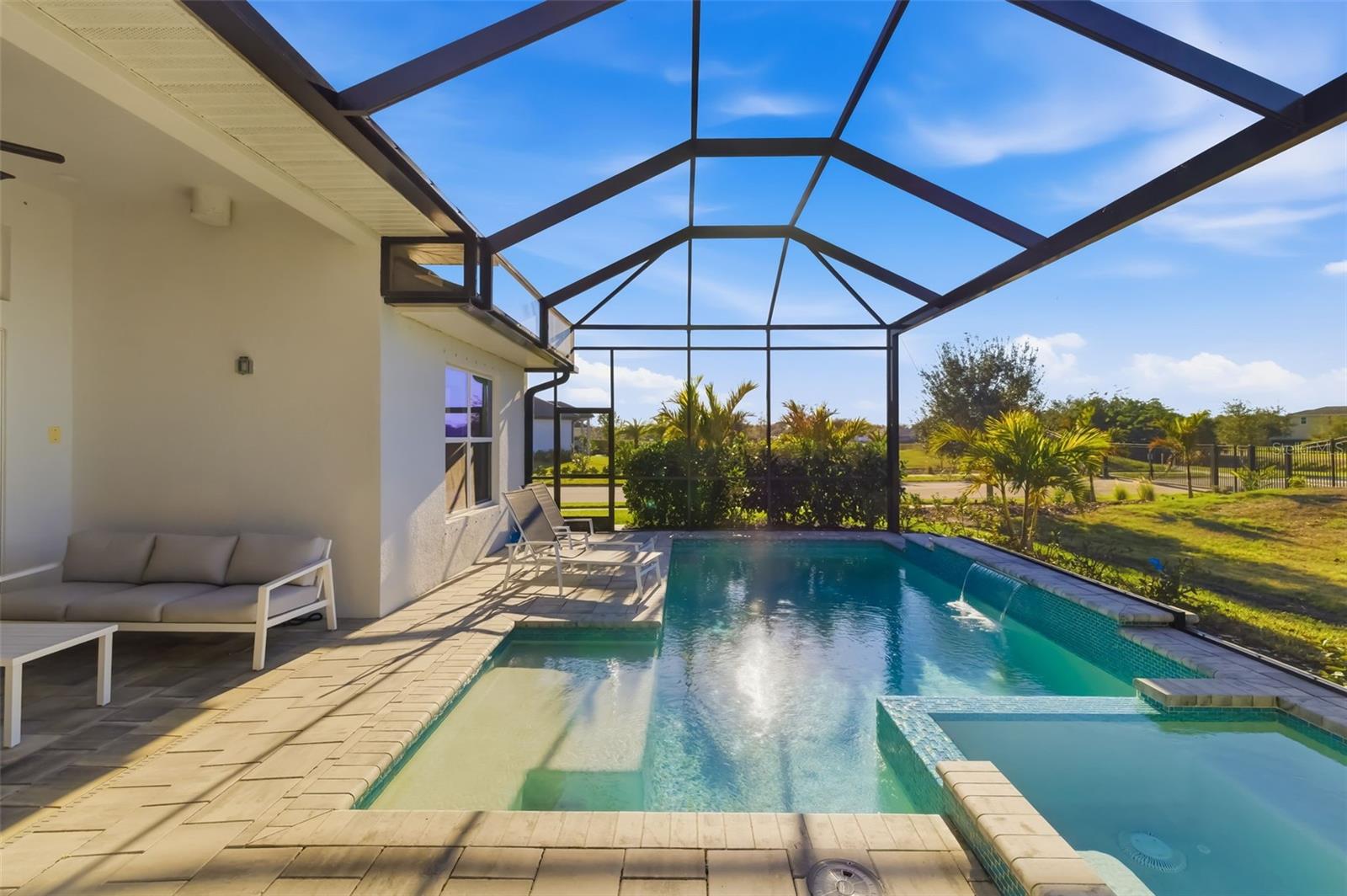 4677 ANTRIM DR, SARASOTA, FL — photo 32
