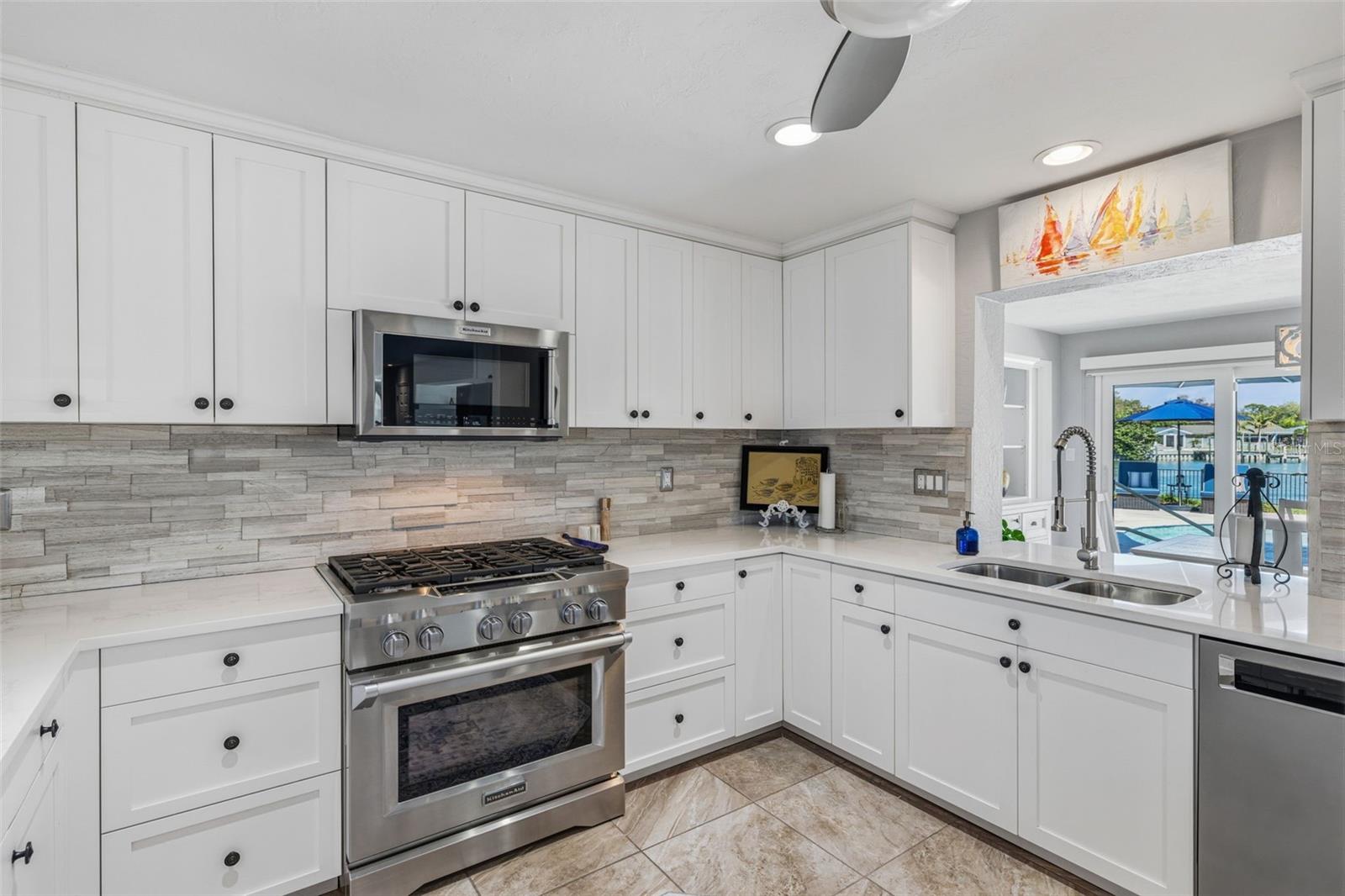 4310 40TH ST S, ST PETERSBURG, FL — photo 15