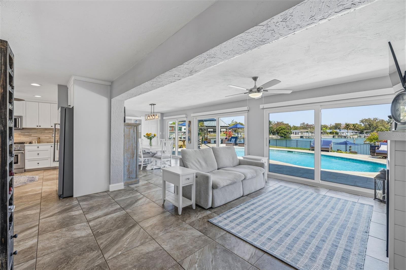 4310 40TH ST S, ST PETERSBURG, FL — photo 16