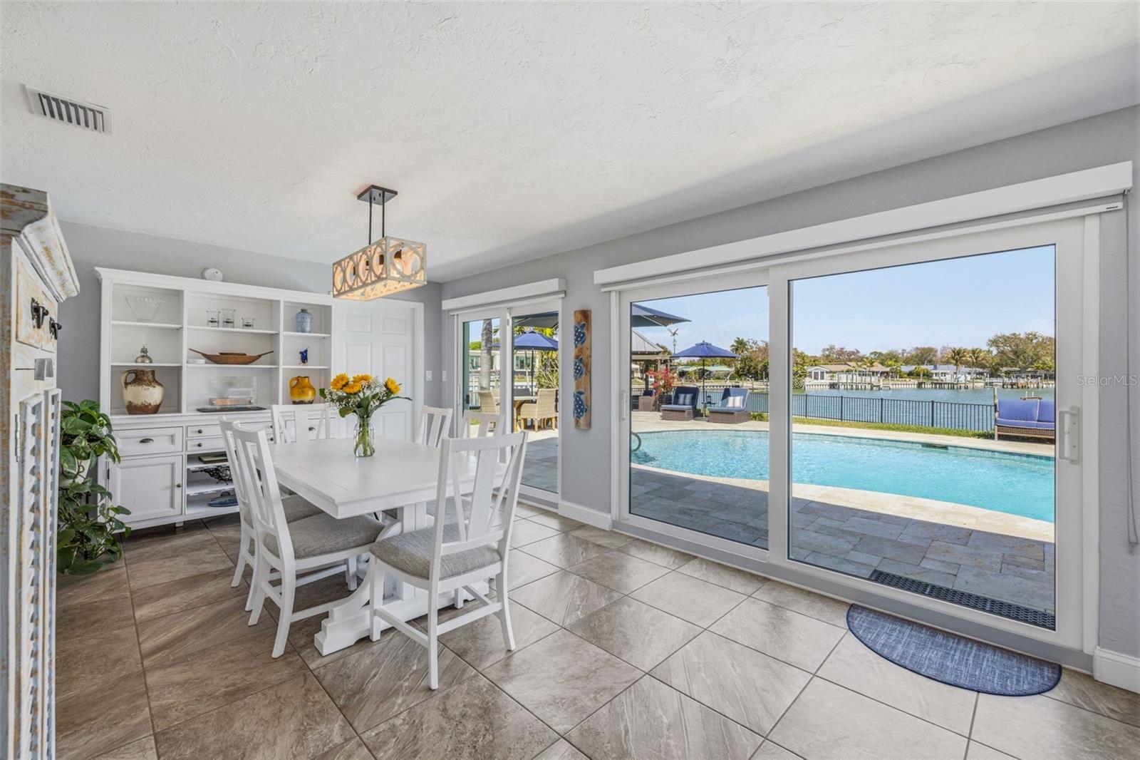 4310 40TH ST S, ST PETERSBURG, FL — photo 19
