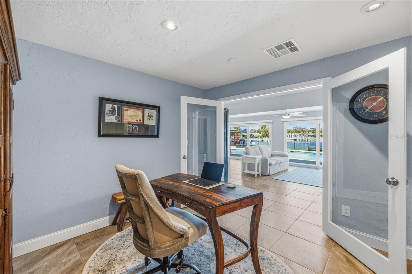 4310 40TH ST S, ST PETERSBURG, FL — photo 31