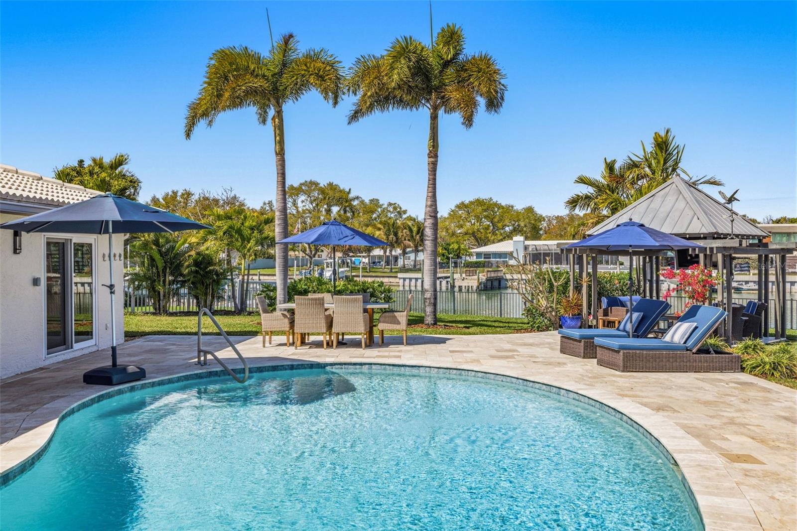 4310 40TH ST S, ST PETERSBURG, FL — photo 35