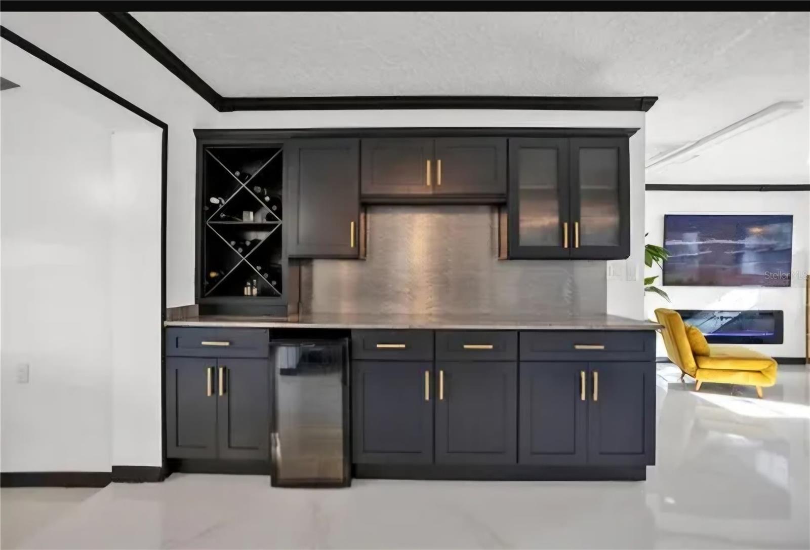 5564 N 63RD WAY N, ST PETERSBURG, FL — photo 8
