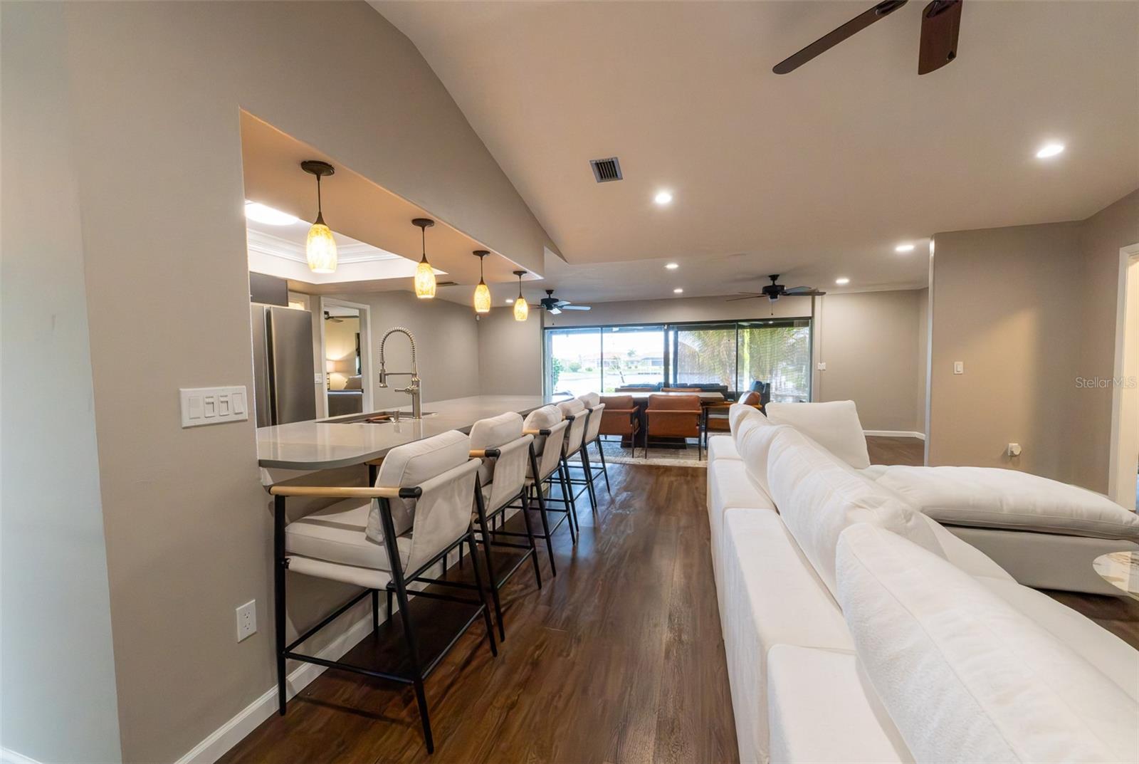 376 PORTOFINO DR, PUNTA GORDA, FL — photo 9