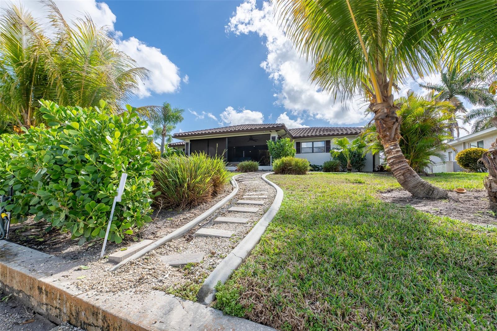 376 PORTOFINO DR, PUNTA GORDA, FL — photo 29
