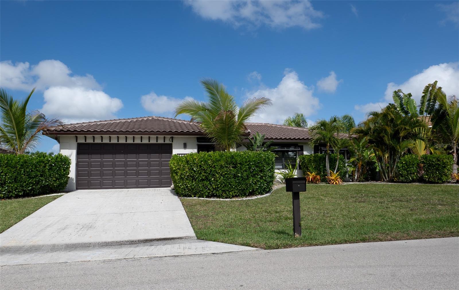 376 PORTOFINO DR, PUNTA GORDA, FL — photo 33