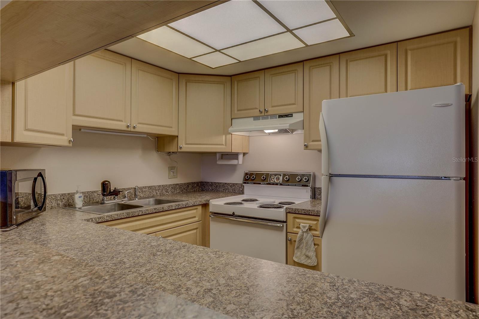 2400 WINDING CREEK BLVD #26-203, CLEARWATER, FL — photo 17