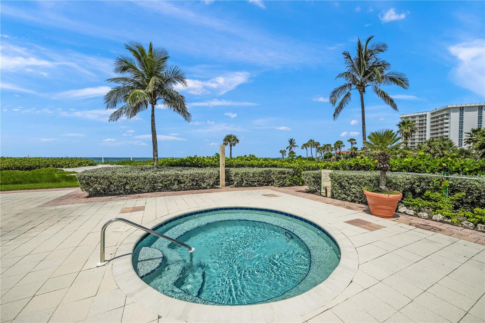 2165 GULF OF MEXICO DR #115, LONGBOAT KEY, FL — photo 41