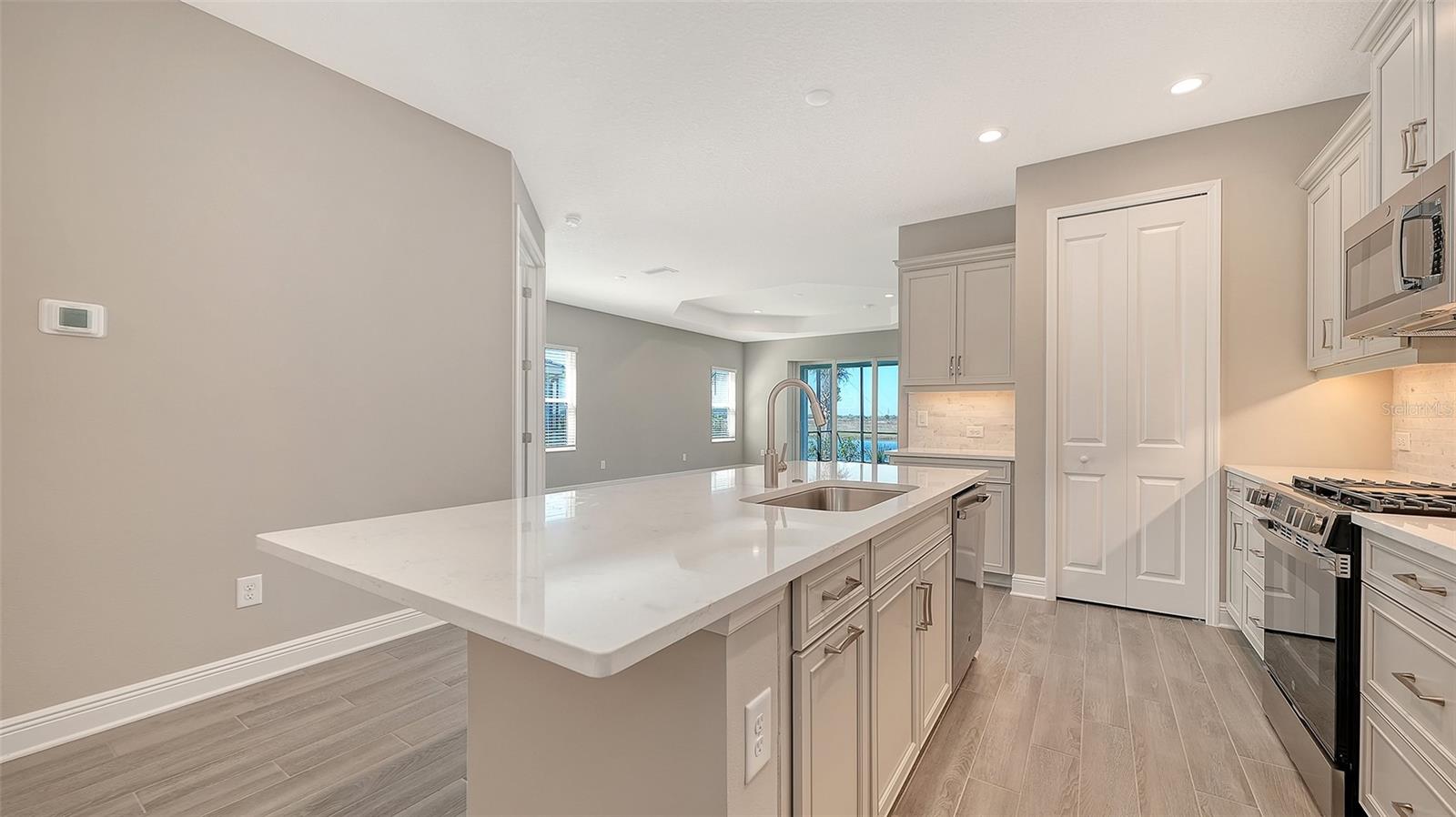 2118 SYLVESTER PALM LN, BRADENTON, FL — photo 18