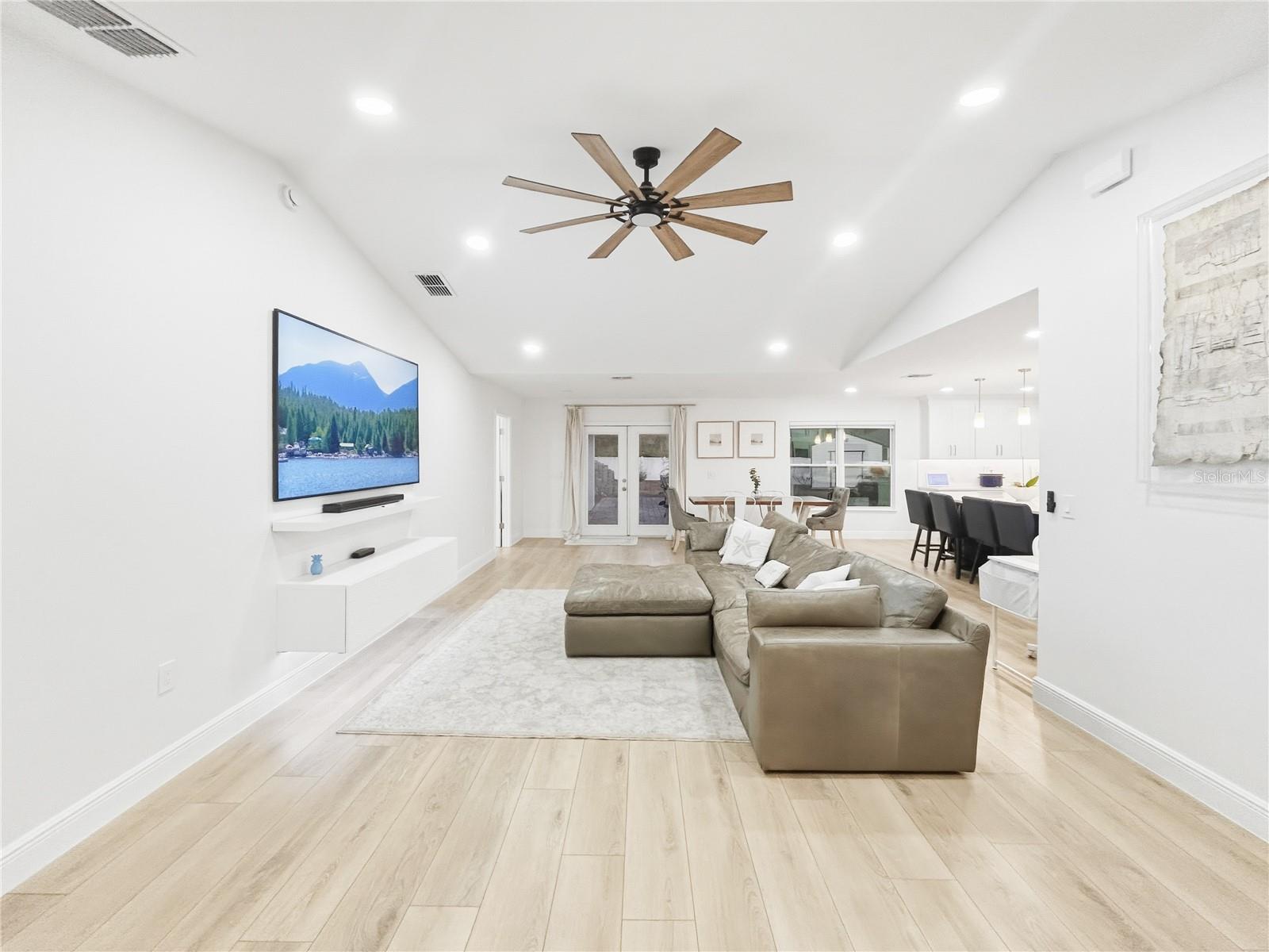 2285 FOX WOOD CT, ST CLOUD, FL — photo 3