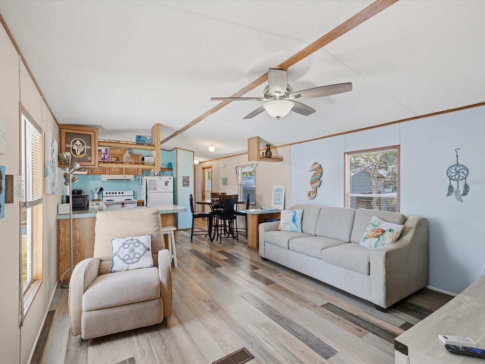 6419 W RICHARD DR, WEEKI WACHEE, FL — photo 6