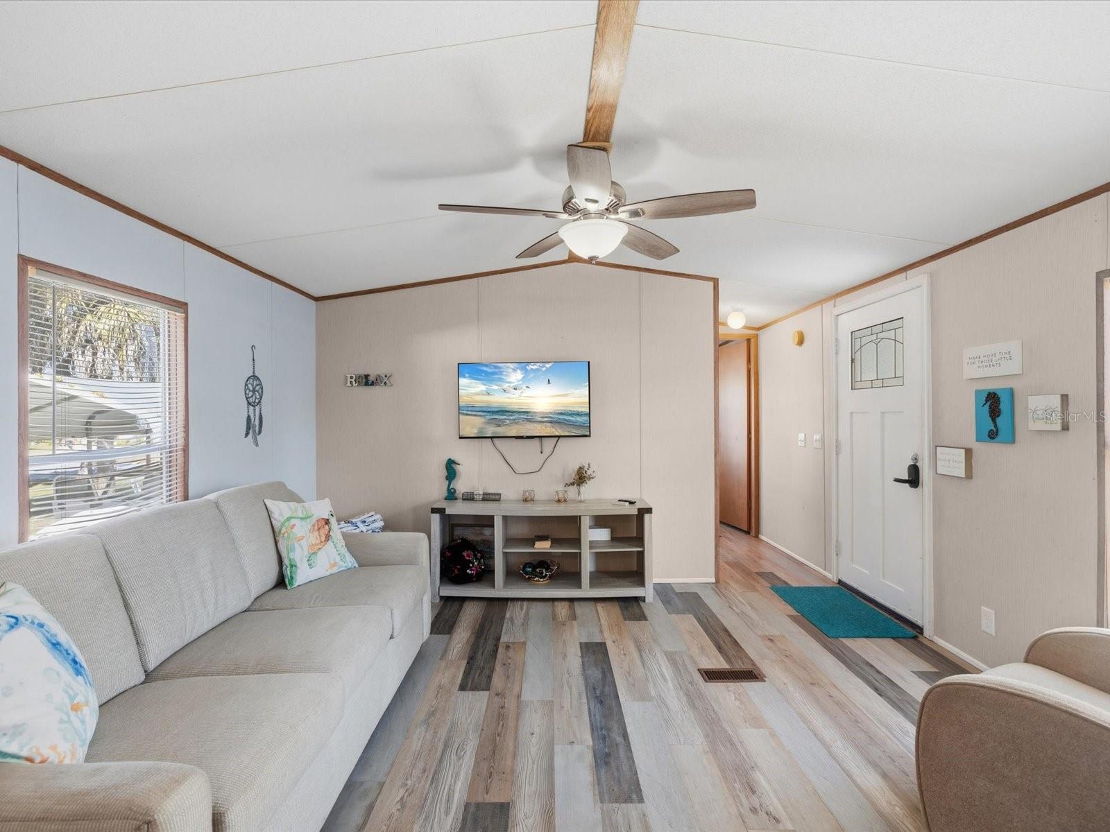 6419 W RICHARD DR, WEEKI WACHEE, FL — photo 4