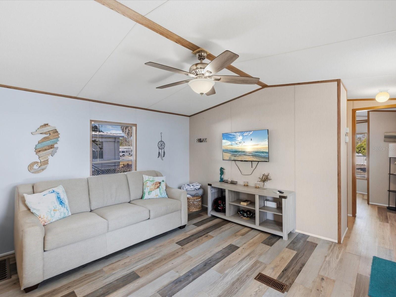6419 W RICHARD DR, WEEKI WACHEE, FL — photo 30