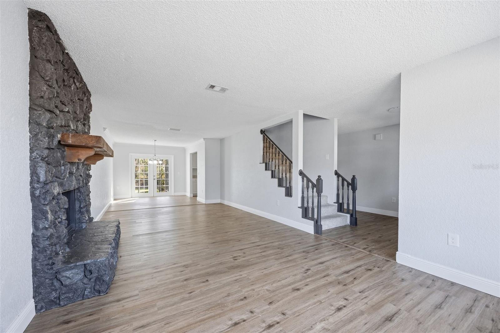 33710 LINDA LN, LEESBURG, FL — photo 40