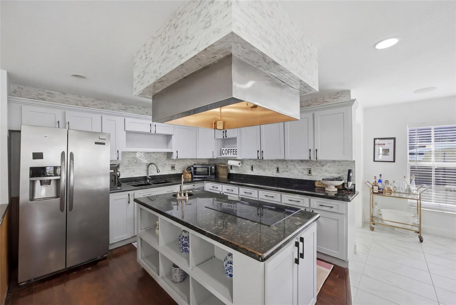 1801 BAYOU GRANDE BLVD NE, ST PETERSBURG, FL — photo 8