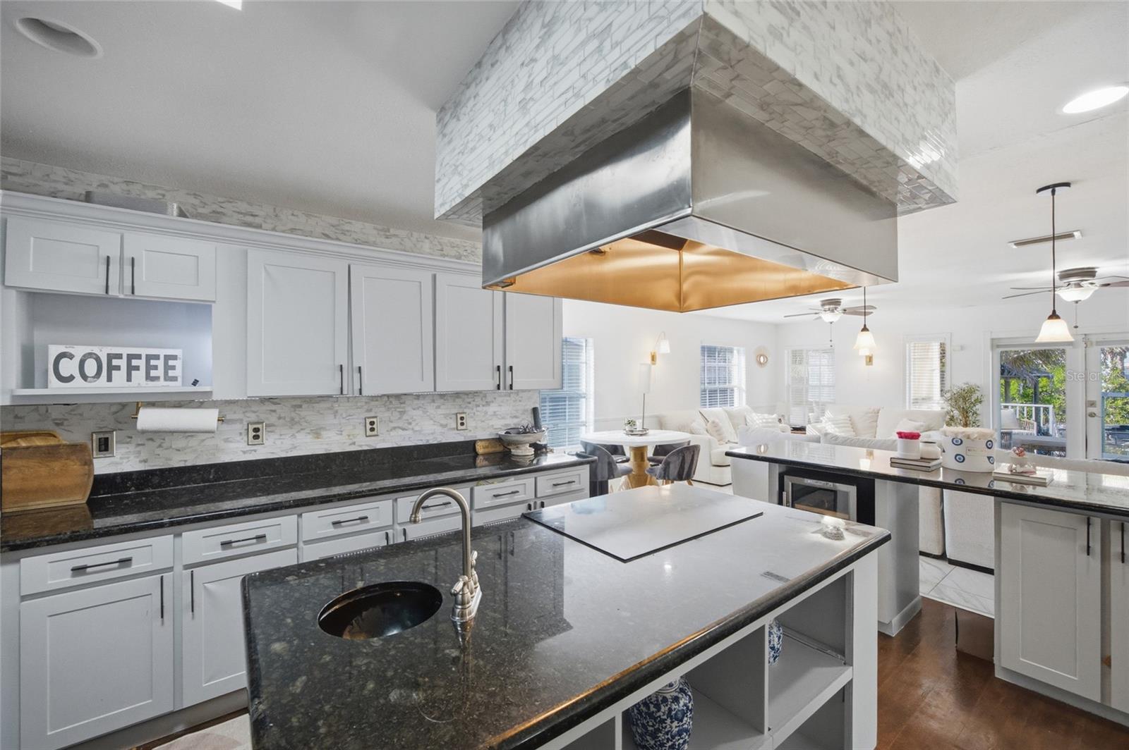 1801 BAYOU GRANDE BLVD NE, ST PETERSBURG, FL — photo 10