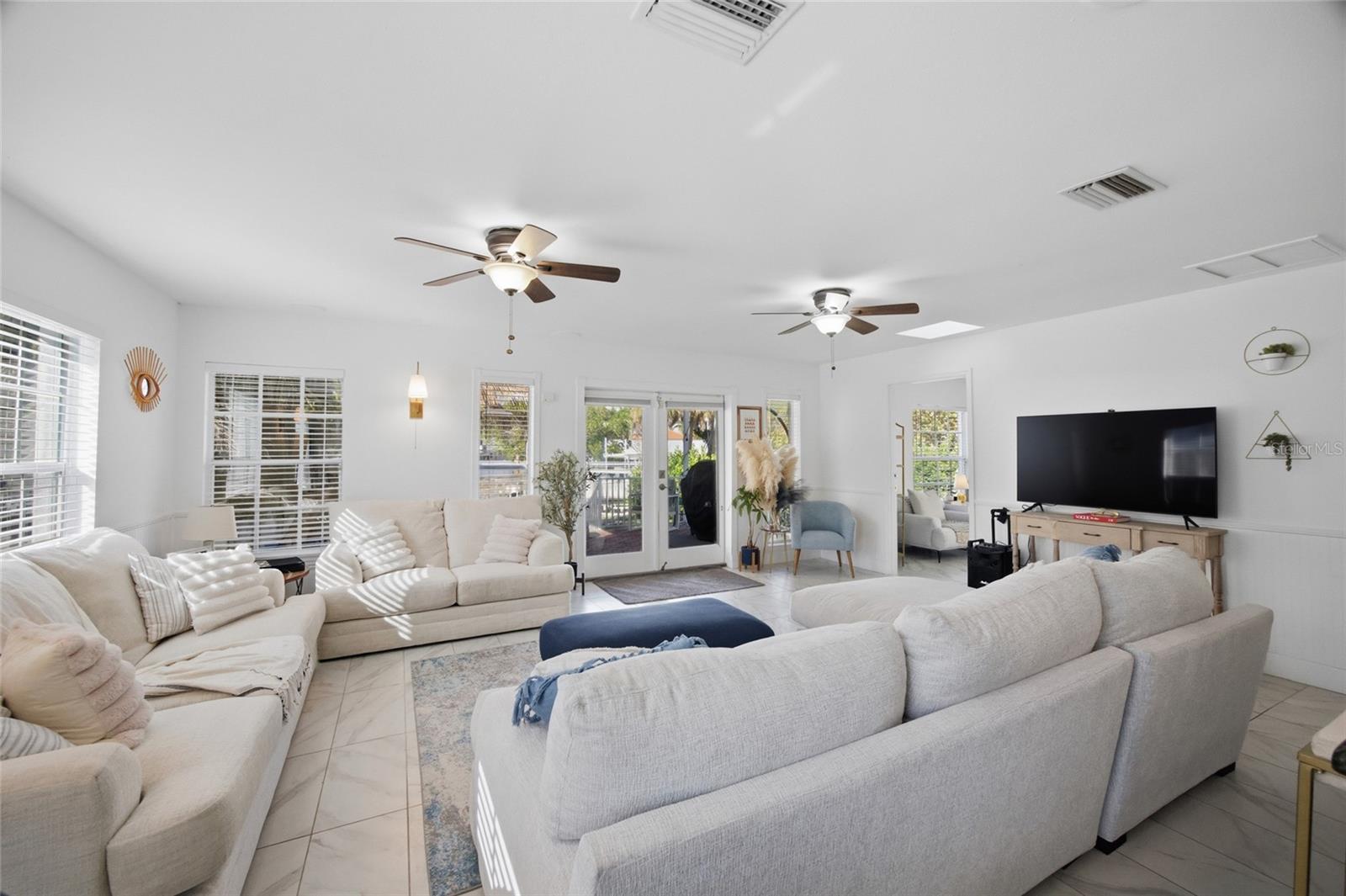 1801 BAYOU GRANDE BLVD NE, ST PETERSBURG, FL — photo 14