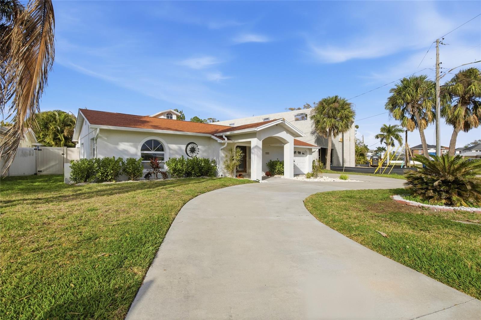 1801 BAYOU GRANDE BLVD NE, ST PETERSBURG, FL — photo 39