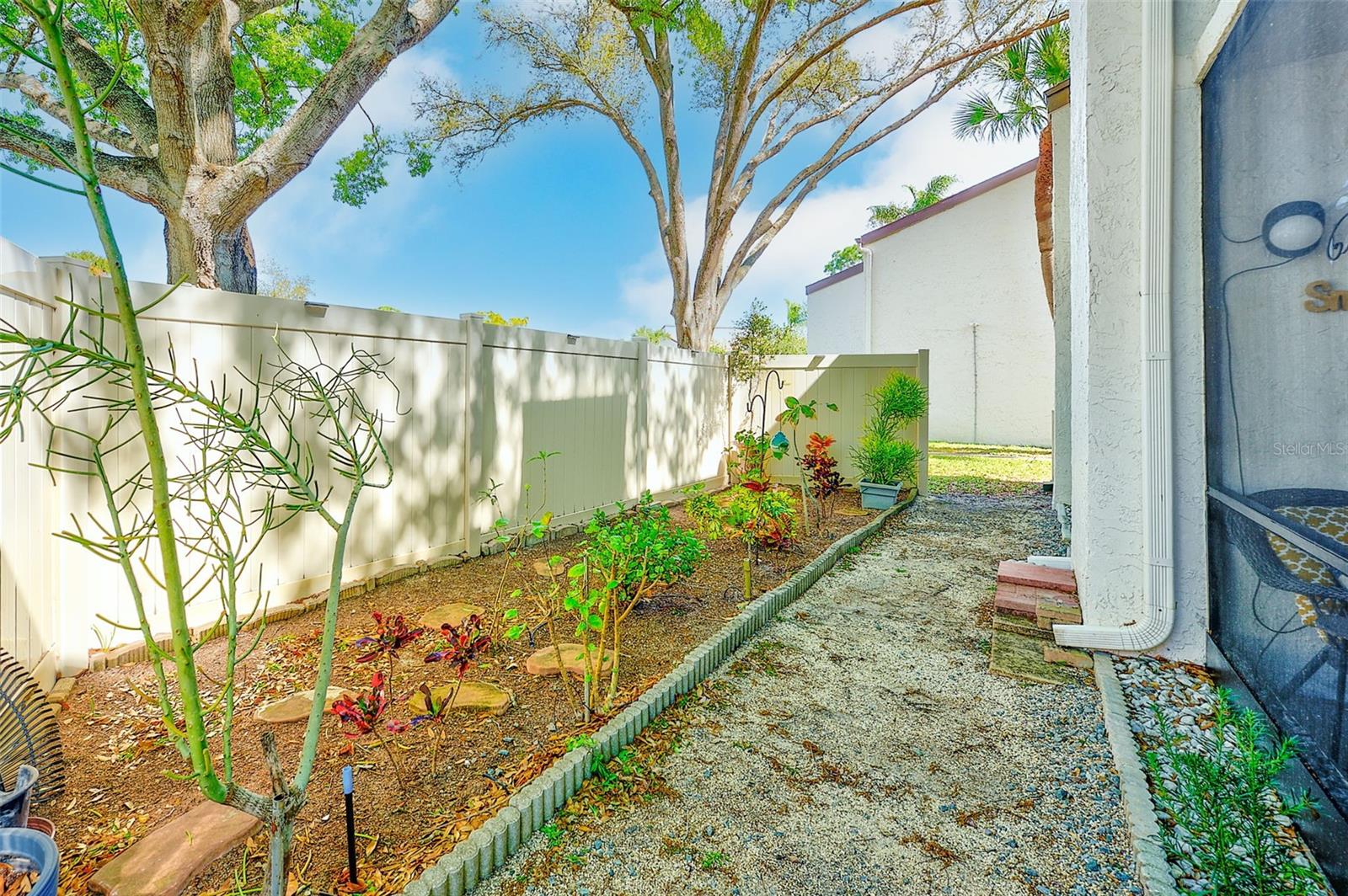 700 STARKEY RD #1216, LARGO, FL — photo 27