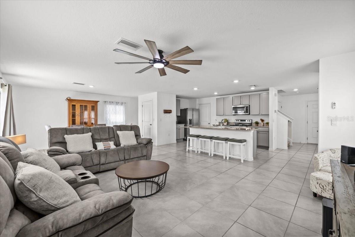12148 WHITE CYPRESS PL, RIVERVIEW, FL — photo 3