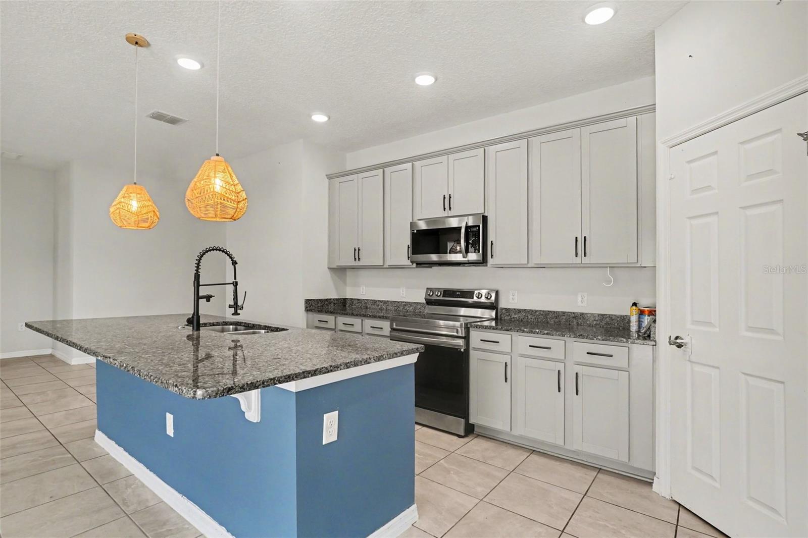 2735 ROWAN ST, TAVARES, FL — photo 22